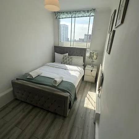 4 Bedroom Apartment Central Stylish London Exterior photo