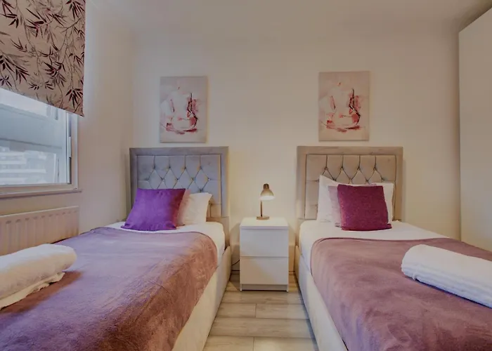 Central 4-Bedroom Gem Stylish & Walk-Able To Everything