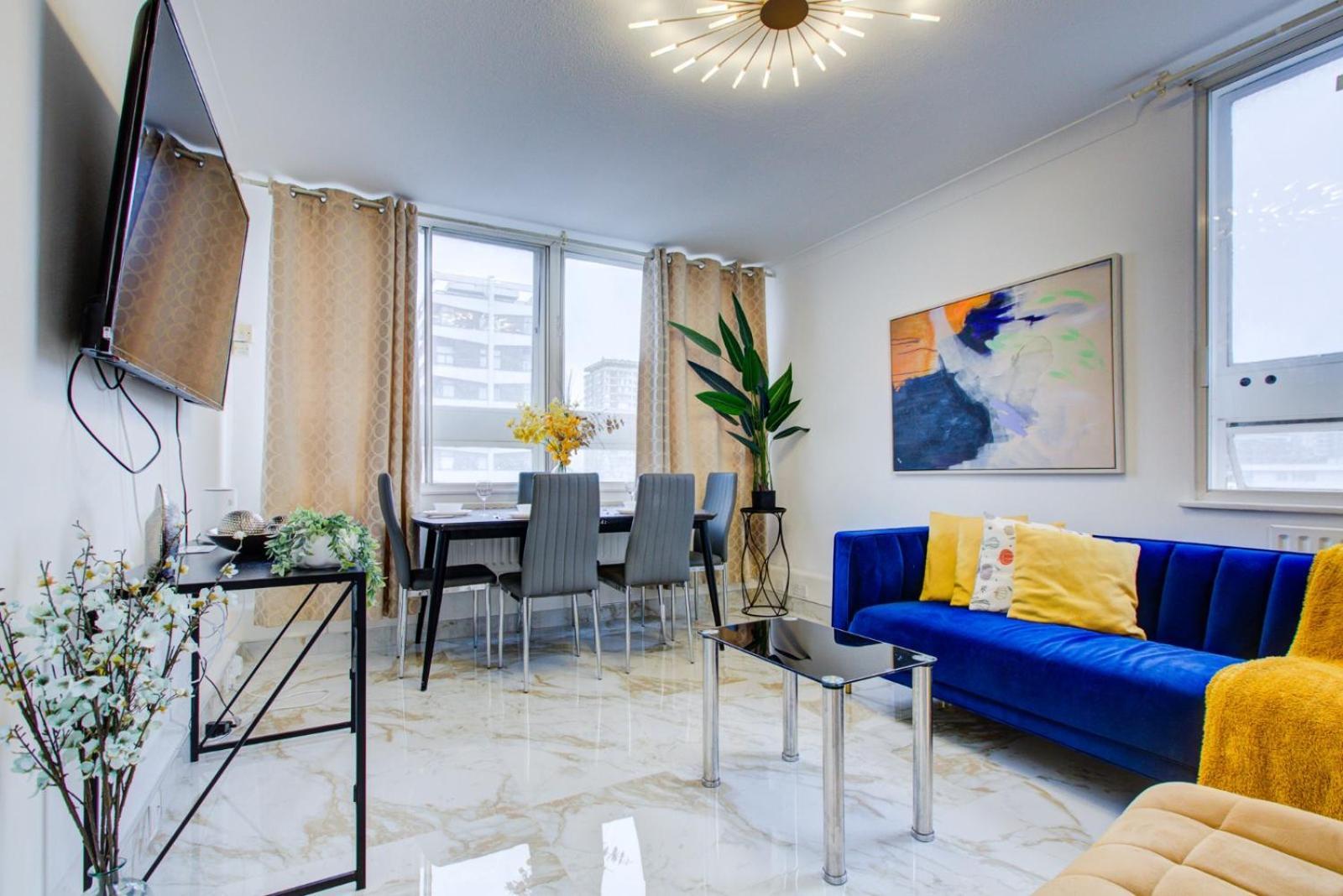Apartment 4-bedroom Gem Stylish & Walk-able To Everything